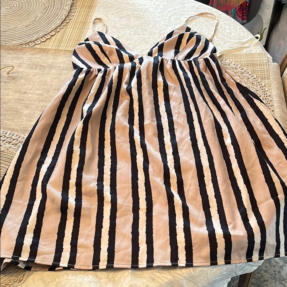 NWT Anthropologie harlyn striped and lined Striped Spaghetti Strap Dress Medium - Picture 1 of 9